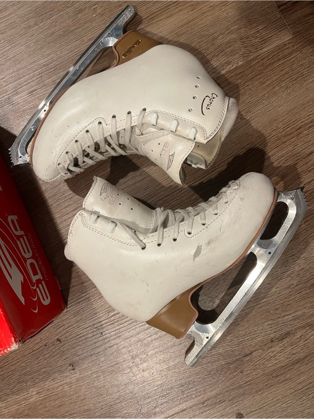Edea Chorus Skates 220B Used w/ Blades